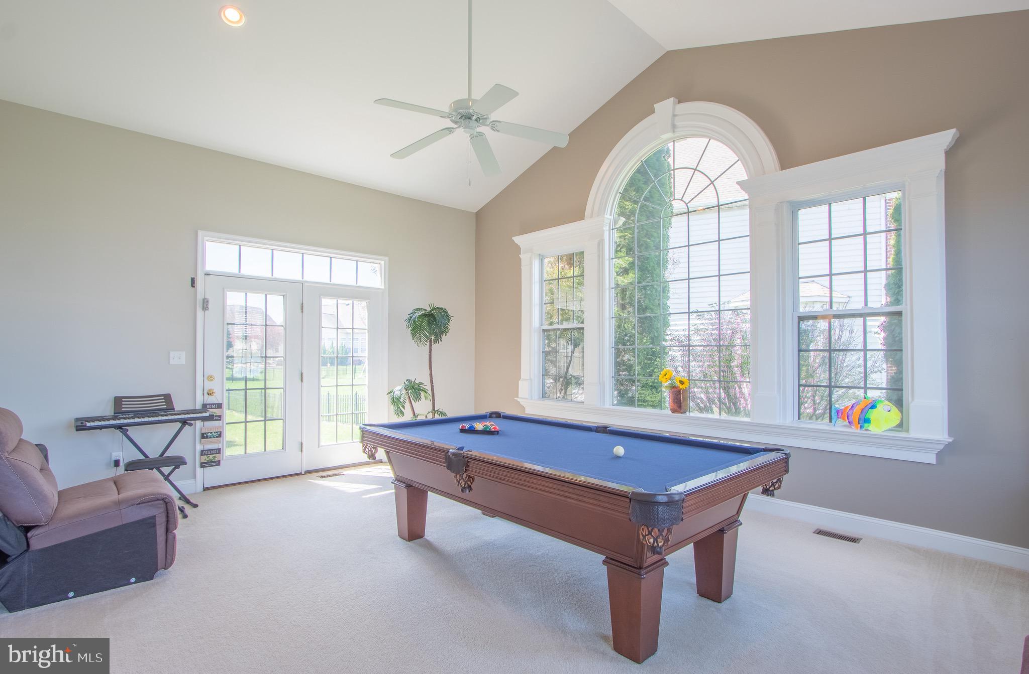 ESTATES AT ST ANNE - Residential