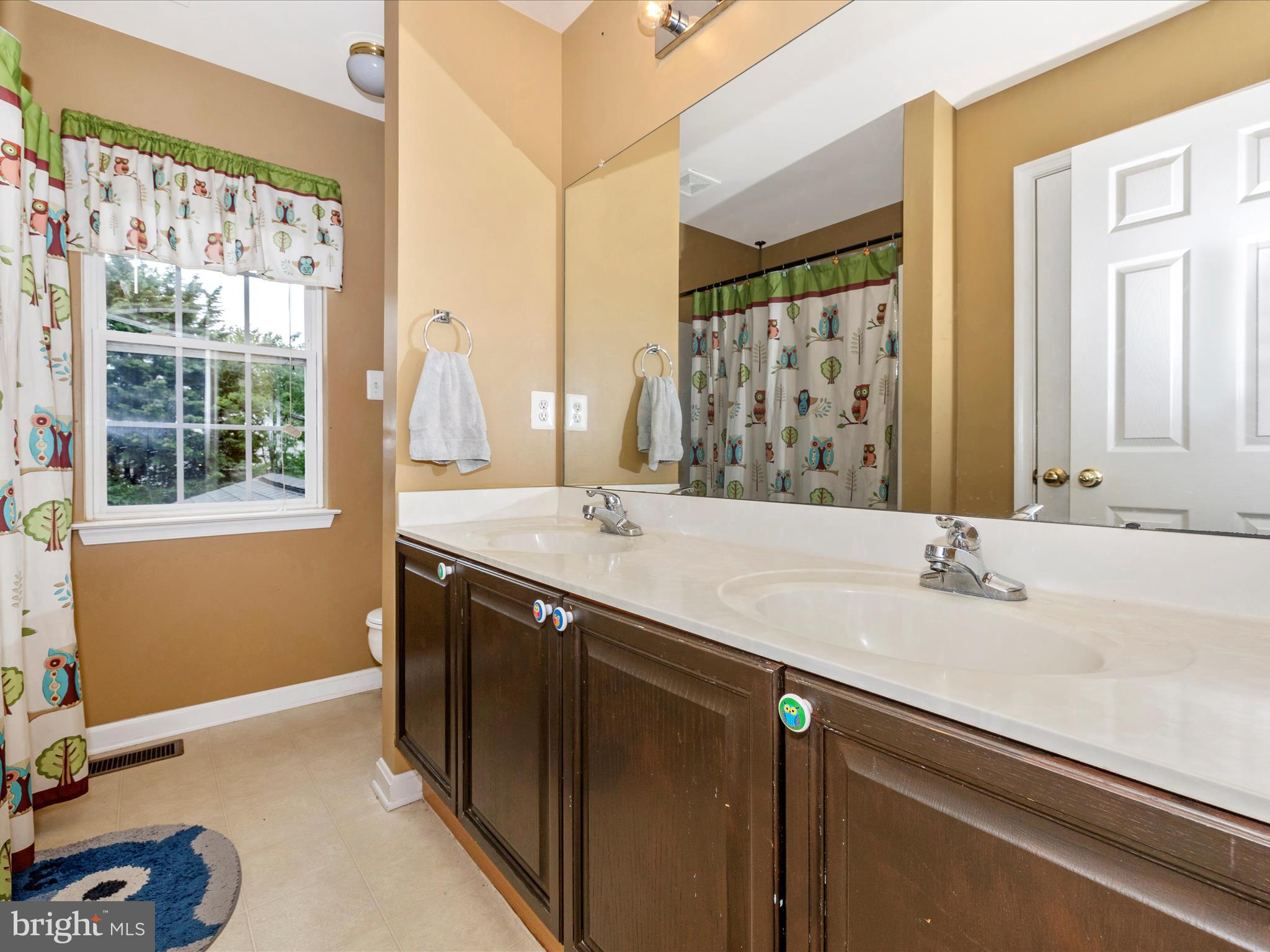 GREEN HILL MANOR - Residential