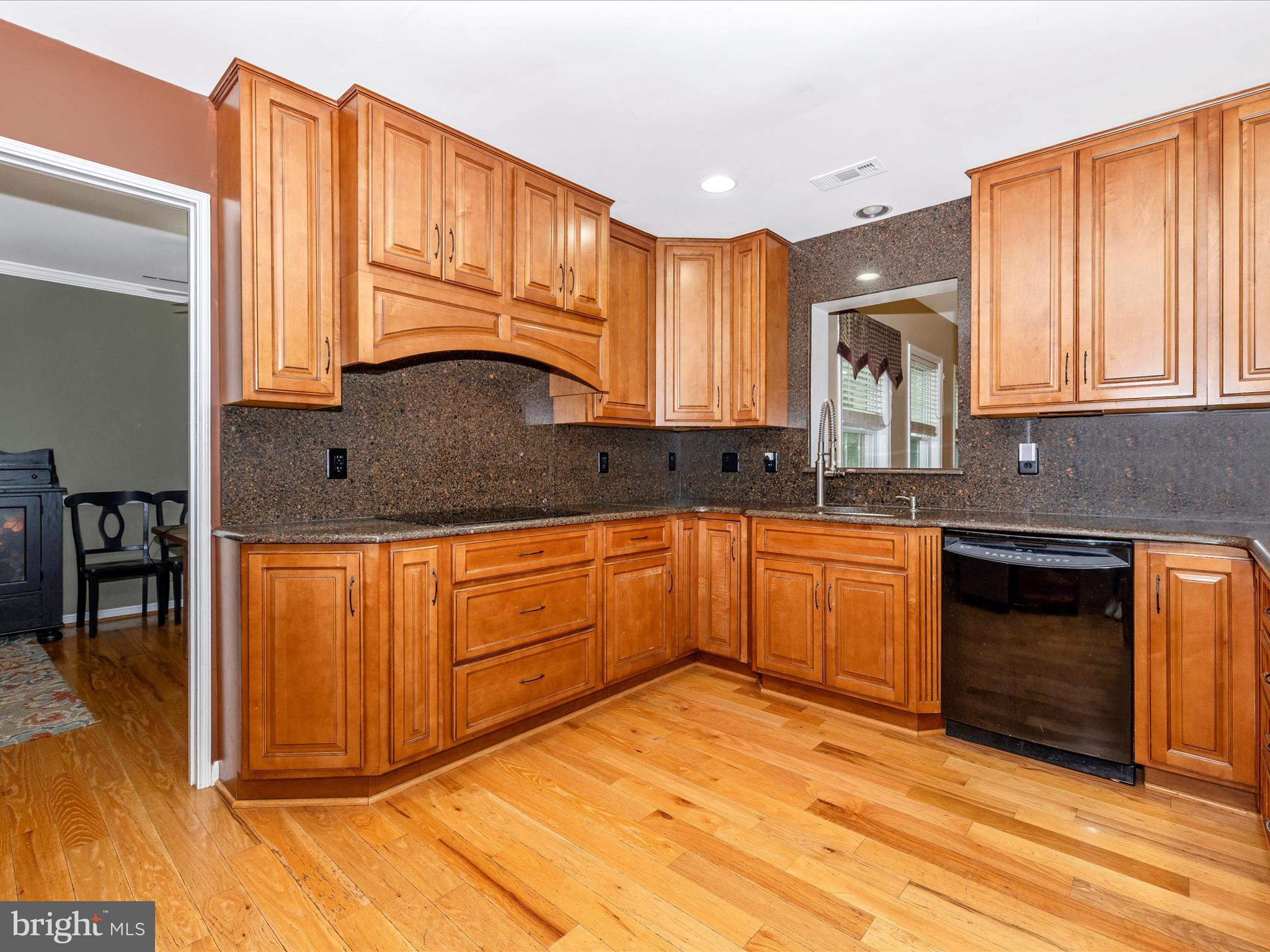 GREEN HILL MANOR - Residential