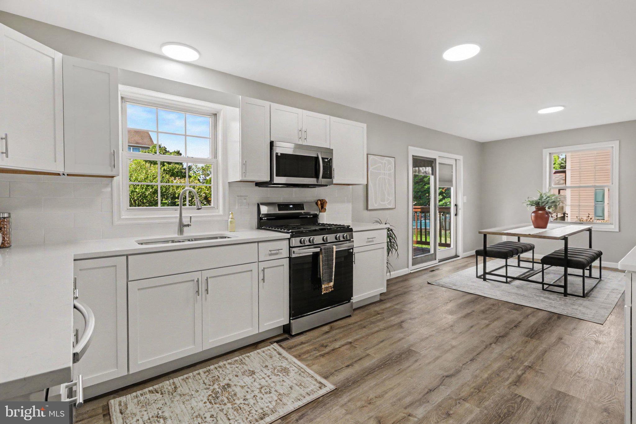 31 WOODVIEW DRIVE