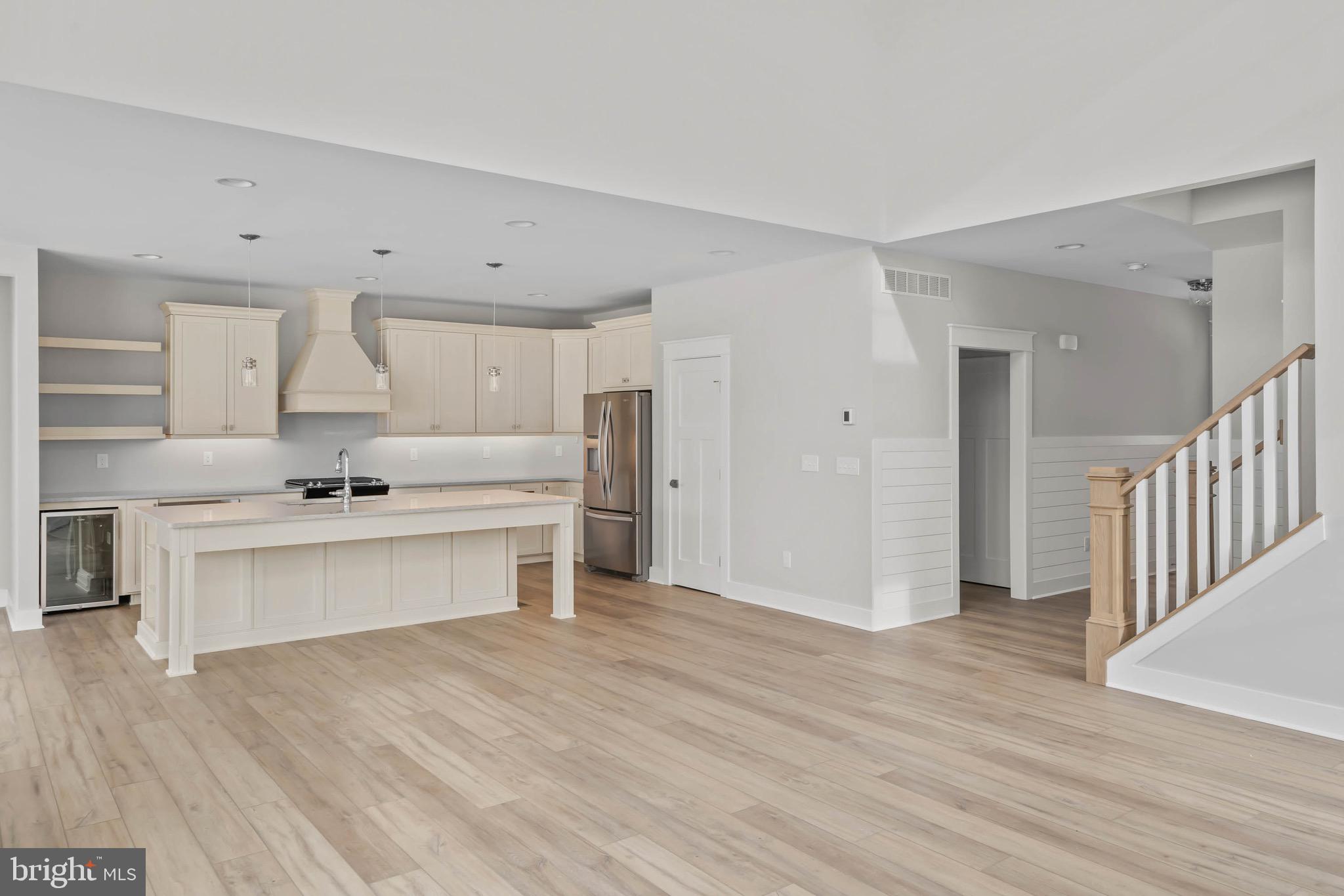 23408 EAST GATE DRIVE