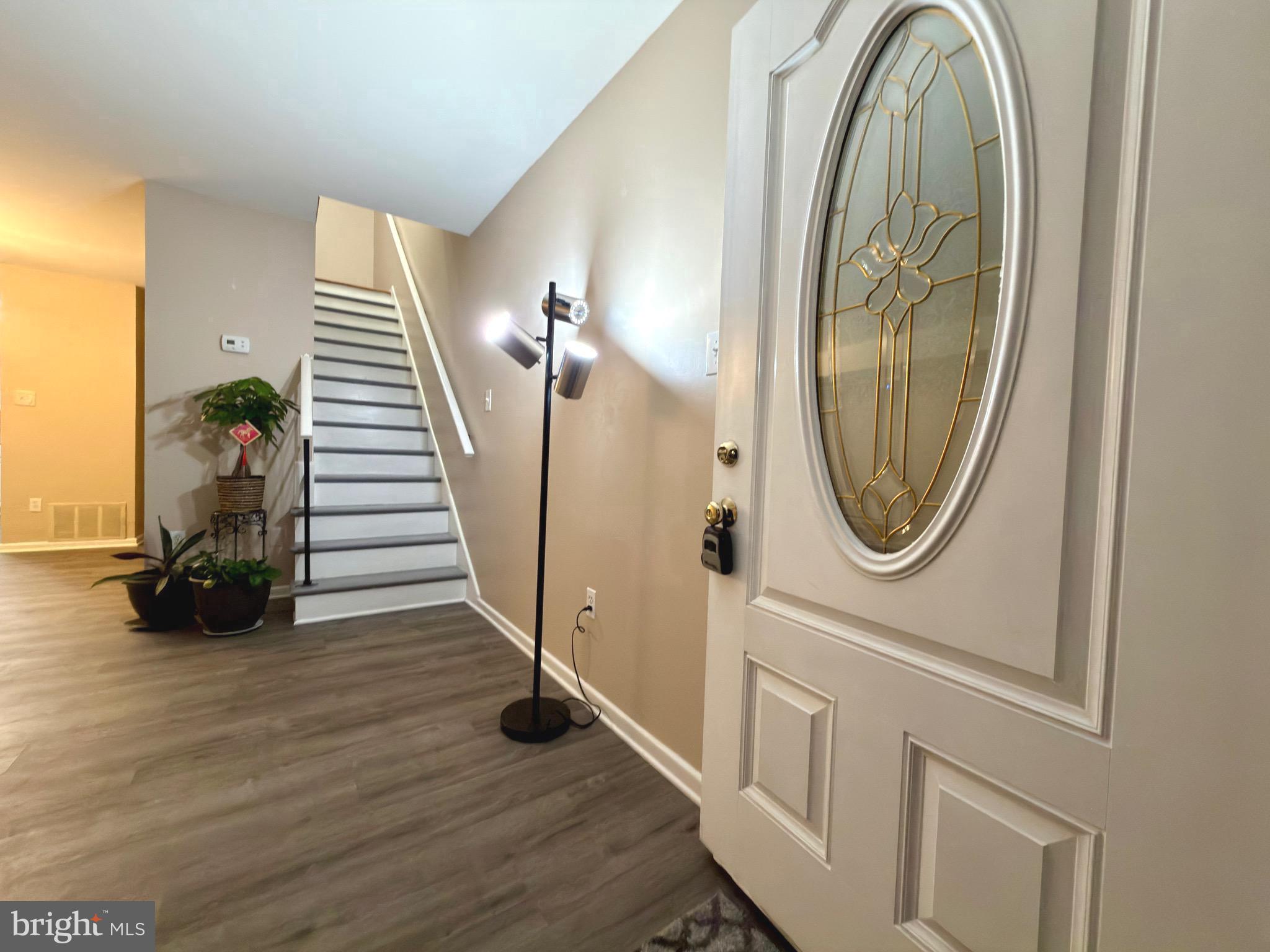 MOSBY WOODS TH CONDOS - Residential