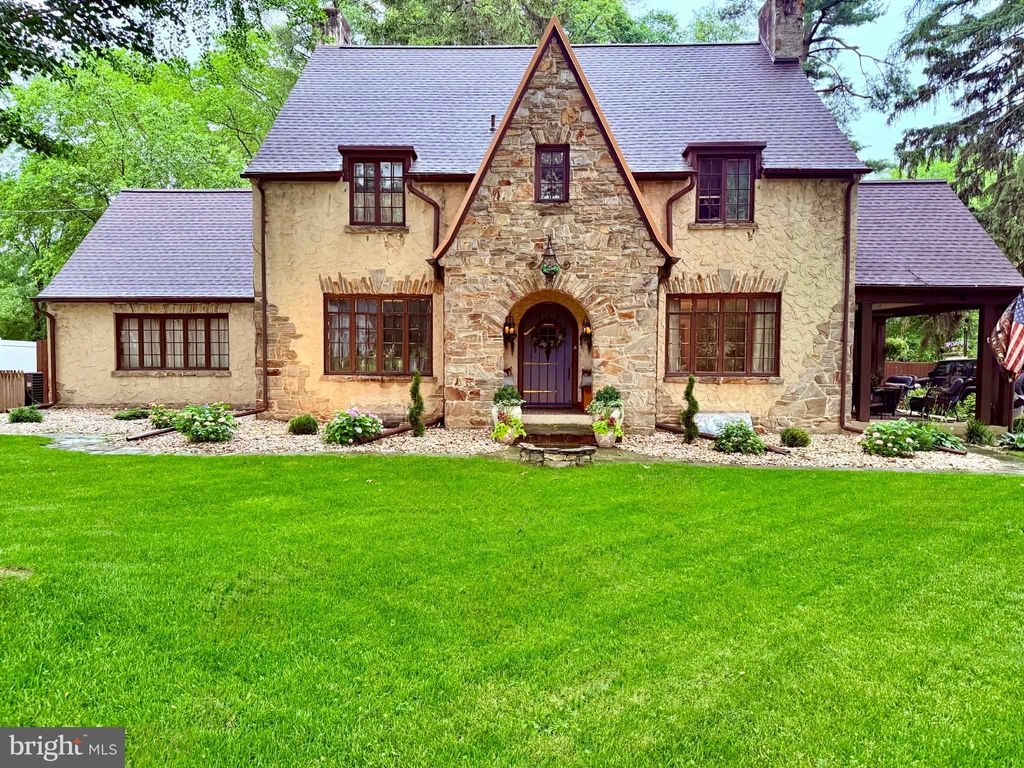 Photo of 1705 Lititz Pike, LANCASTER, PA 17601 (MLS # PALA2083116)