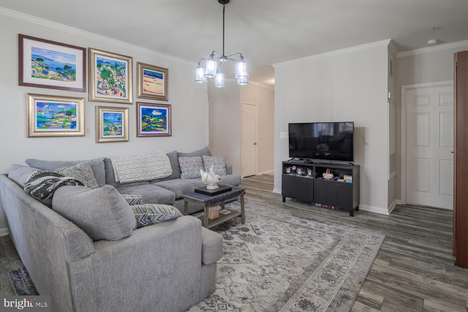 1515 N POINT DRIVE 02-0201