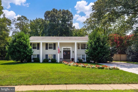 Photo of 8715 Falkstone Lane, ALEXANDRIA, VA 22309 (MLS # VAFX2341526)