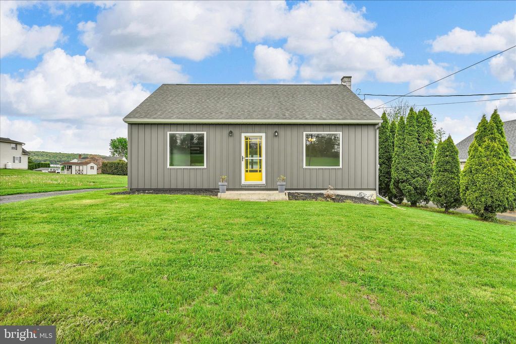 Photo of 4381 Division Highway, EAST EARL, PA 17519 (MLS # PALA2087340)