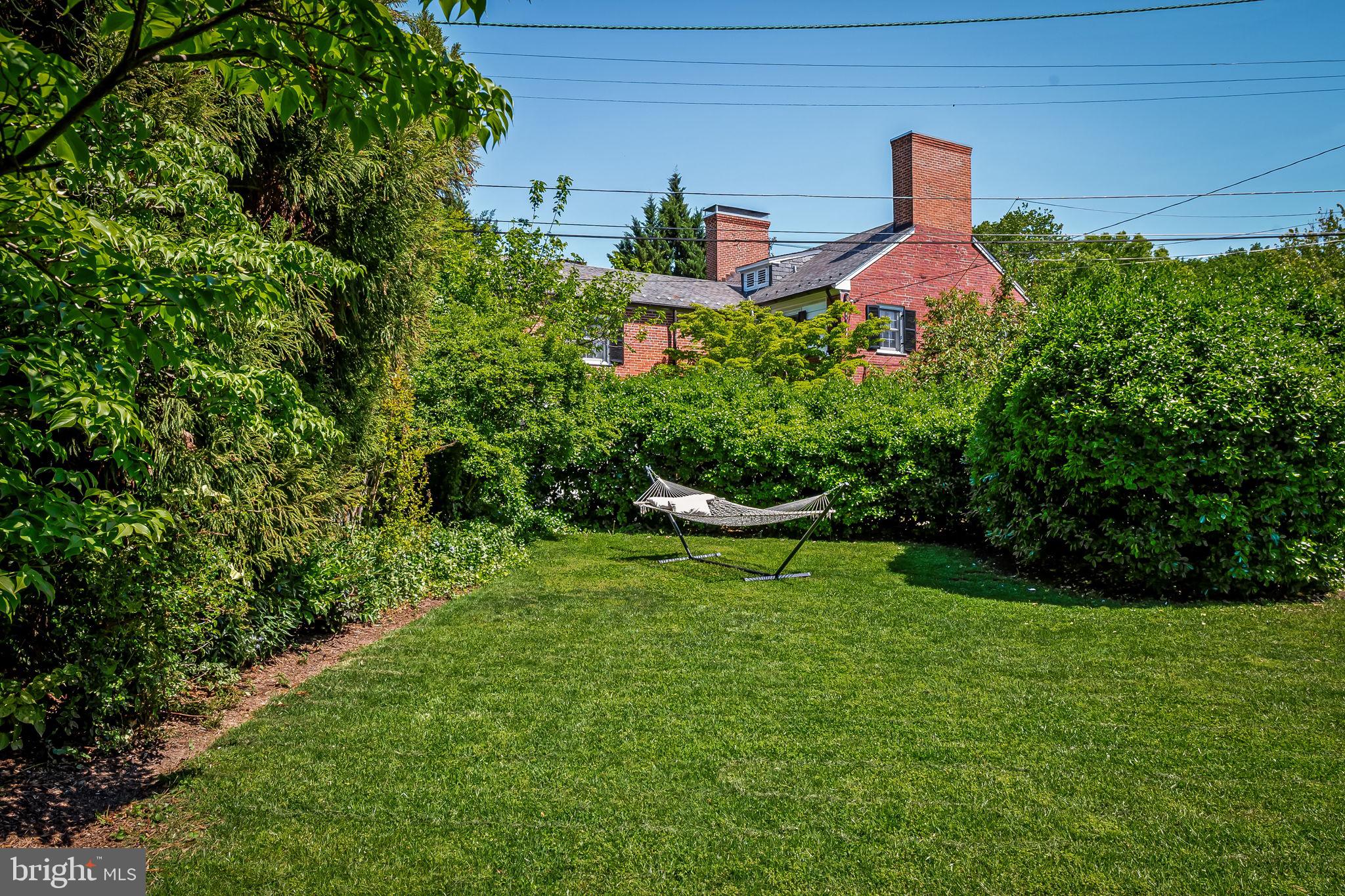 HOMELAND HISTORIC DISTRICT - Residential