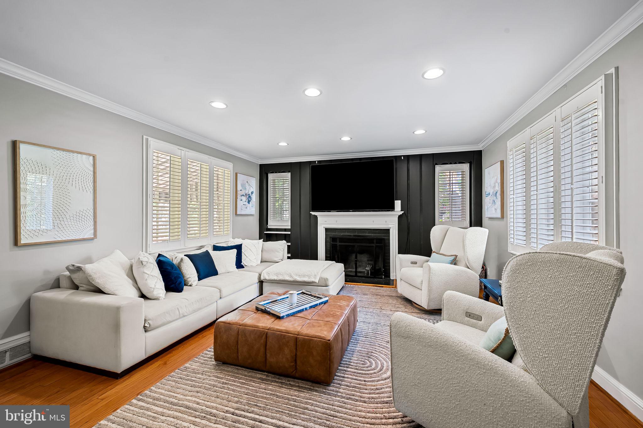 HOMELAND HISTORIC DISTRICT - Residential