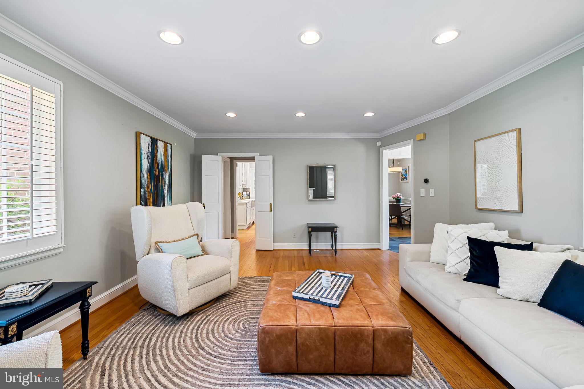 HOMELAND HISTORIC DISTRICT - Residential