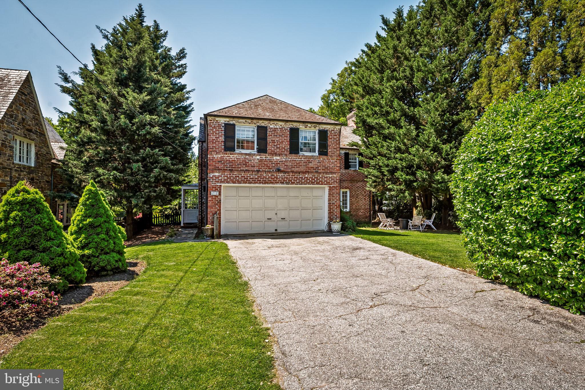 HOMELAND HISTORIC DISTRICT - Residential