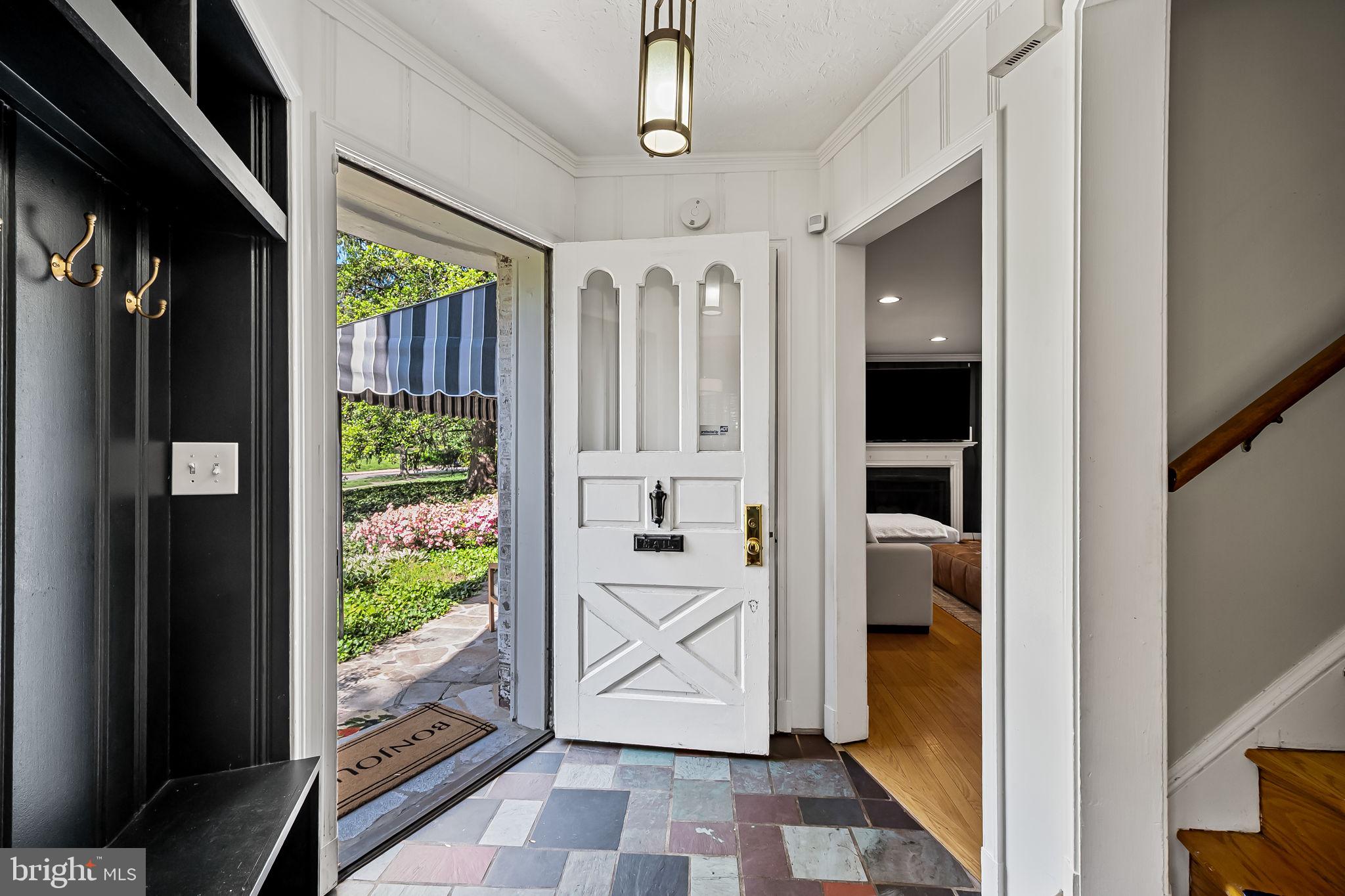 HOMELAND HISTORIC DISTRICT - Residential