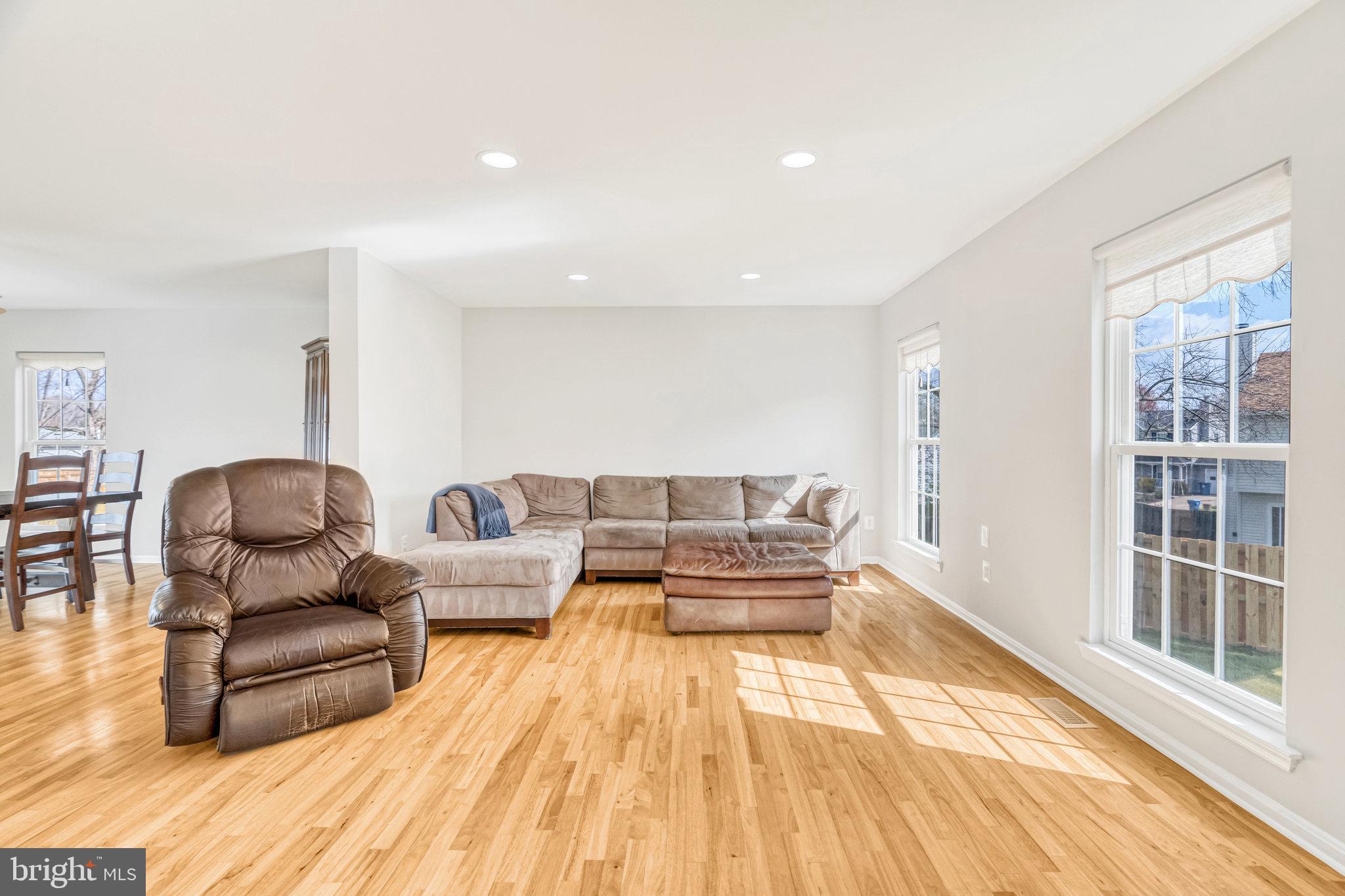 KINGSTREAM - Residential