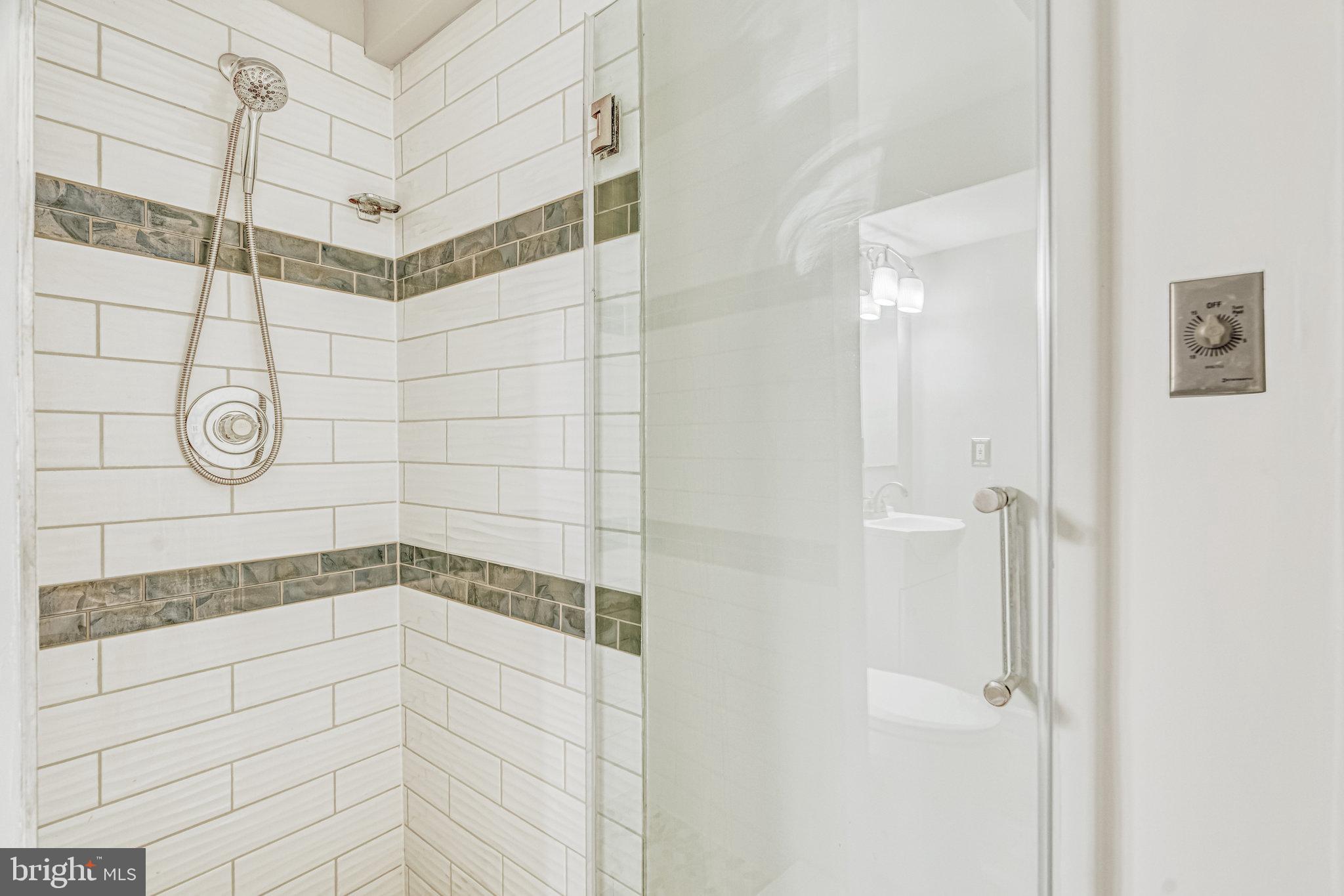 KINGSTREAM - Residential