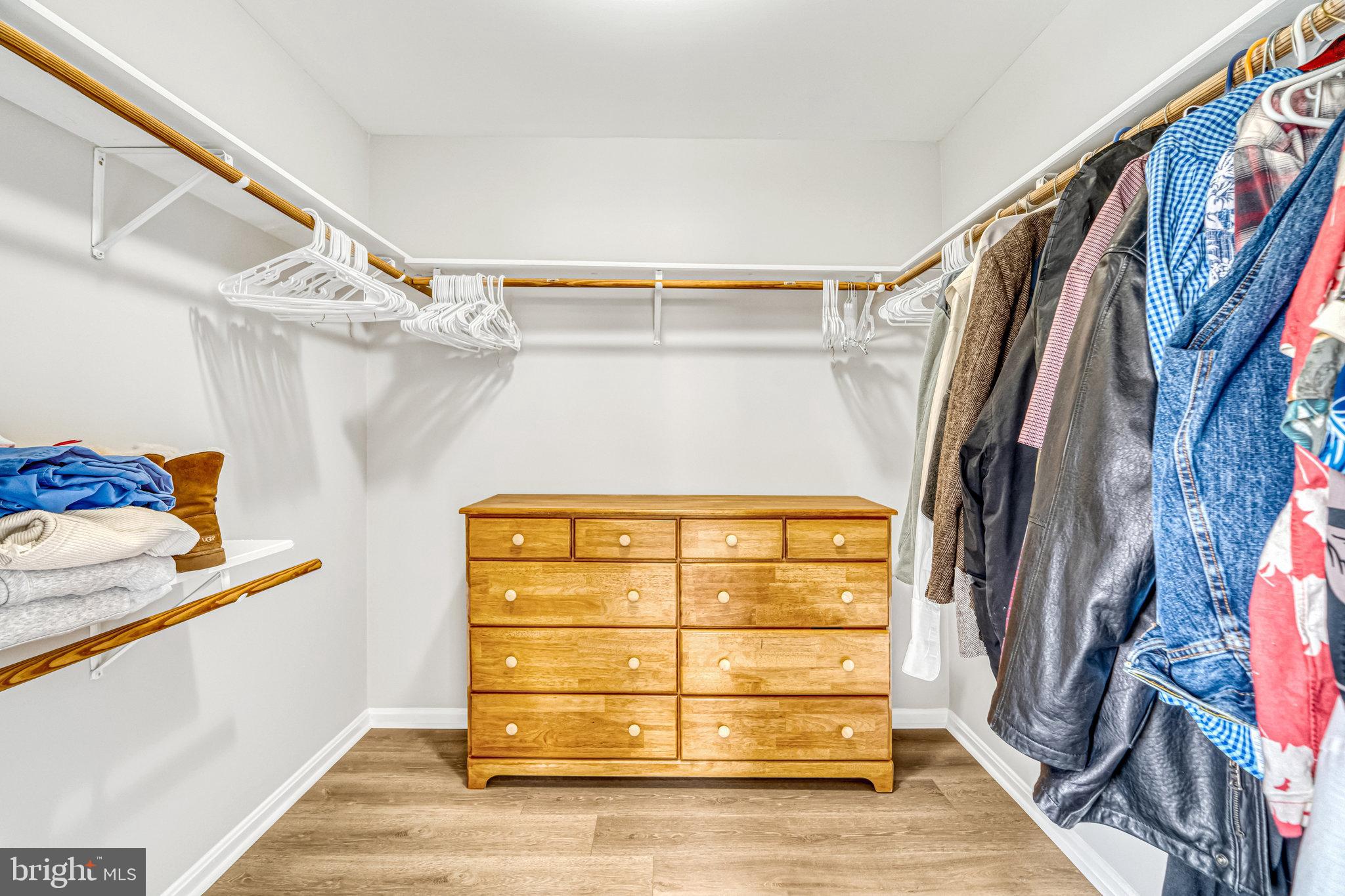 KINGSTREAM - Residential