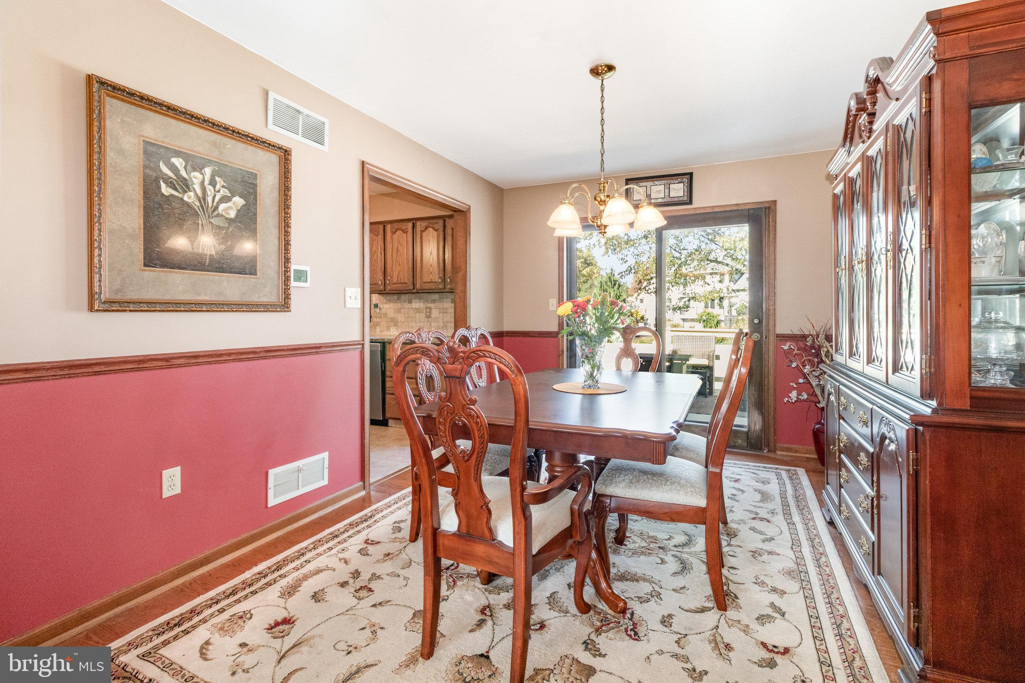 SPRINGFORD MANOR - Residential