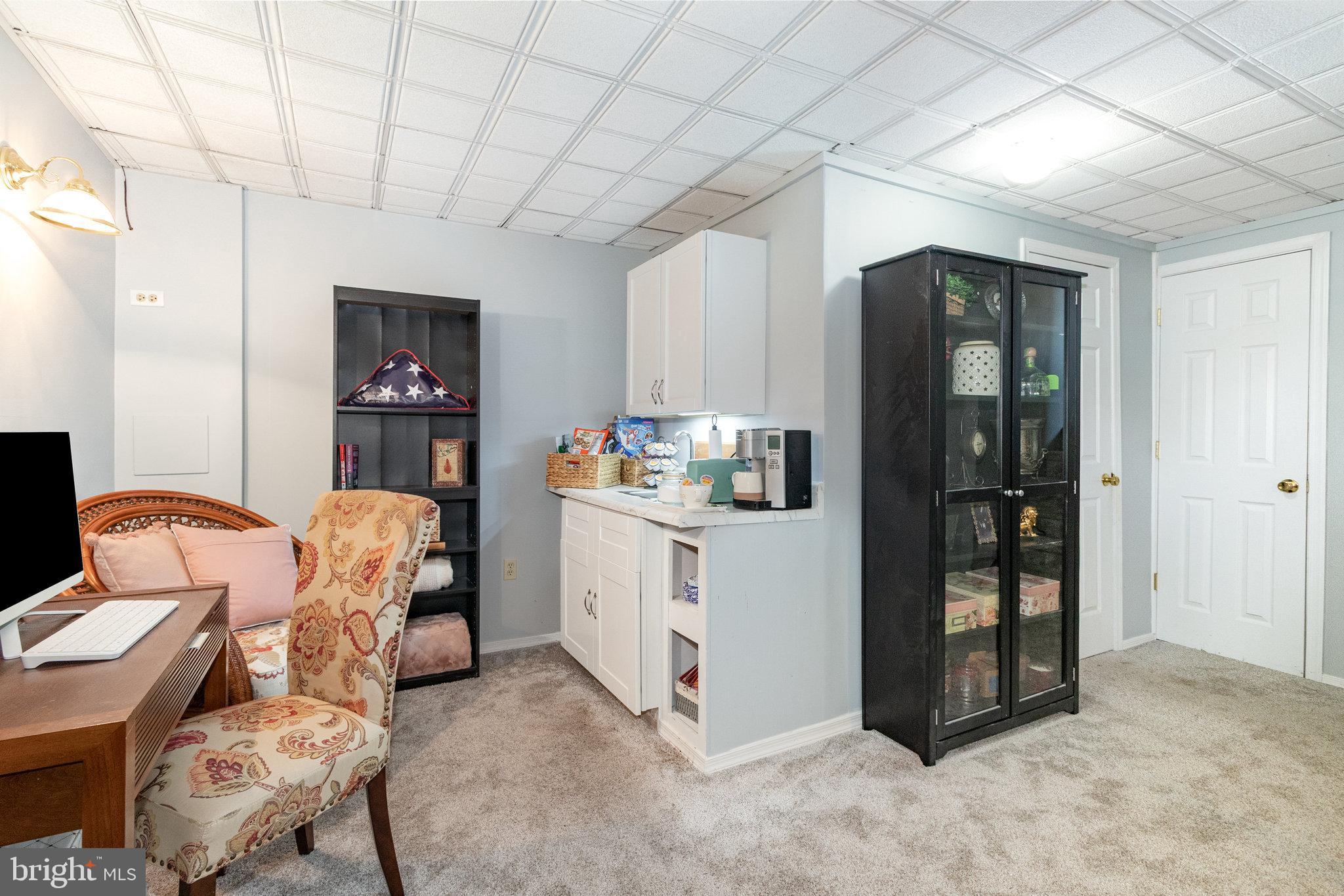 SPRINGFORD MANOR - Residential