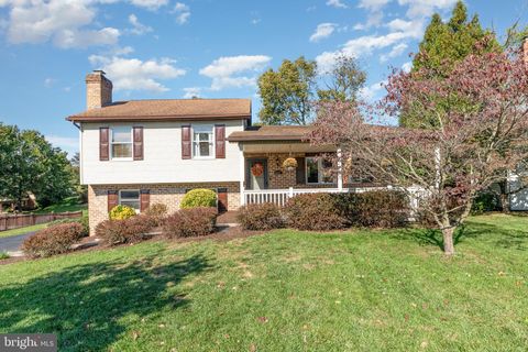 6418 TAUNTON ROAD HARRISBURG PA 17111