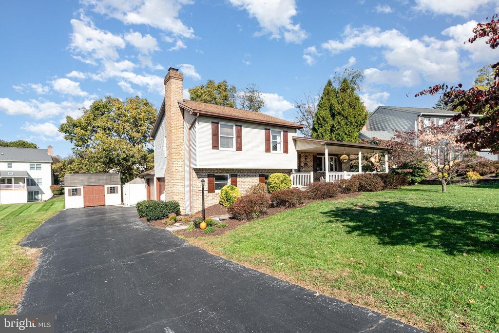 Photo of 6418 Taunton Road, HARRISBURG, PA 17111 (MLS # PADA2050512)