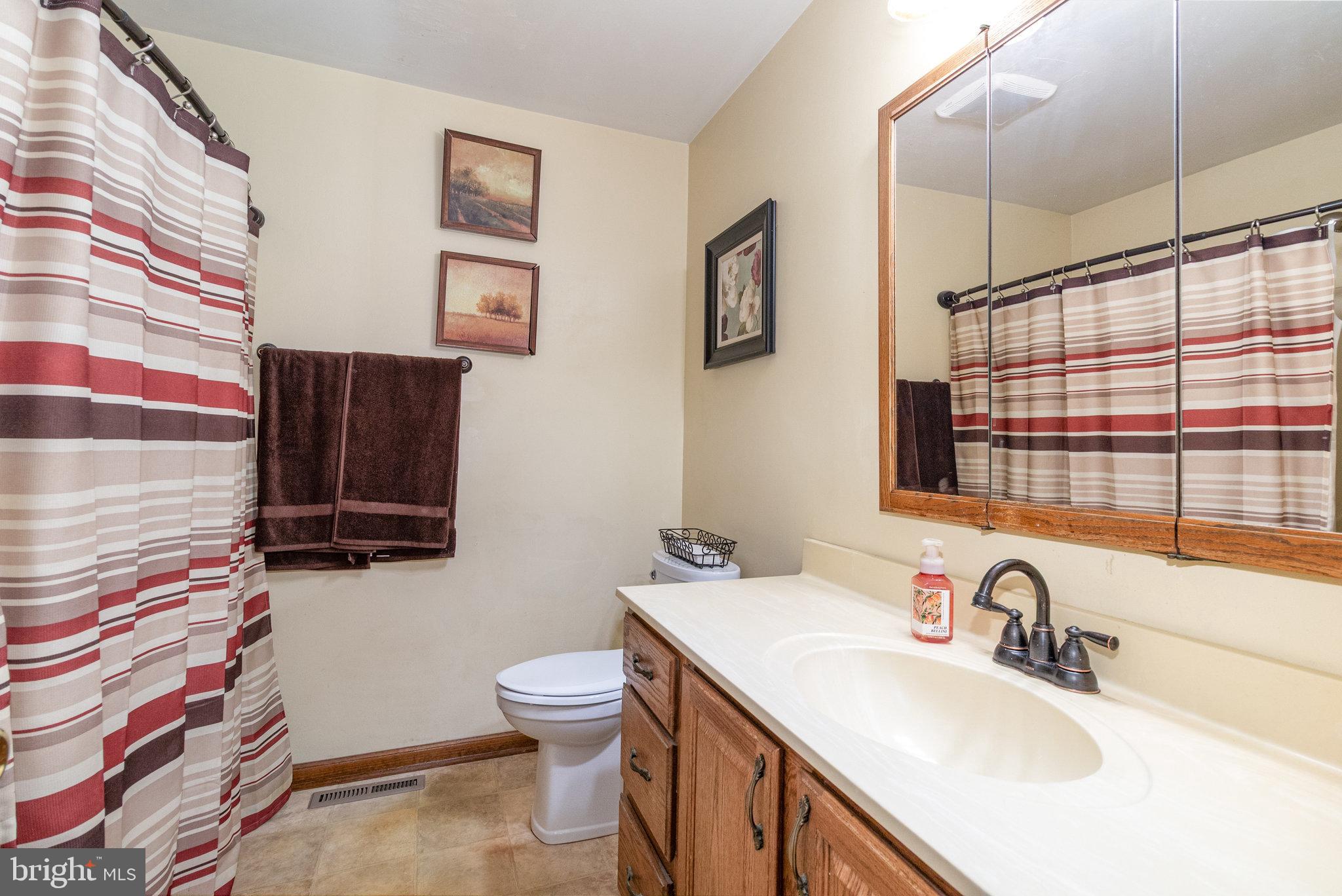 SPRINGFORD MANOR - Residential