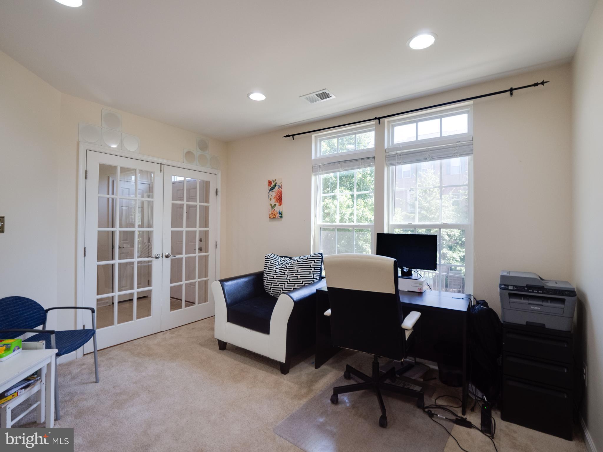 POTOMAC CLUB - Residential Lease