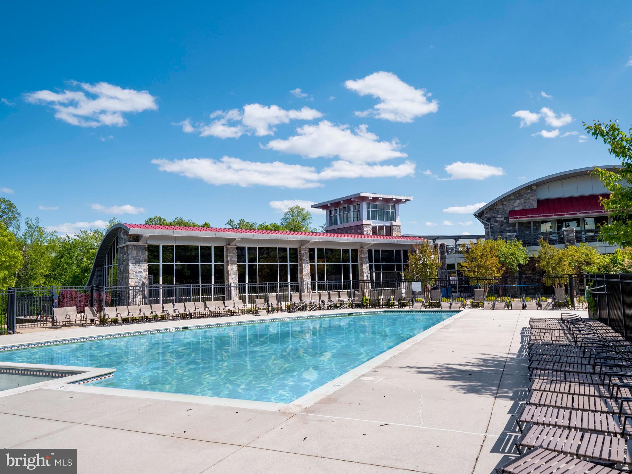 POTOMAC CLUB - Residential Lease