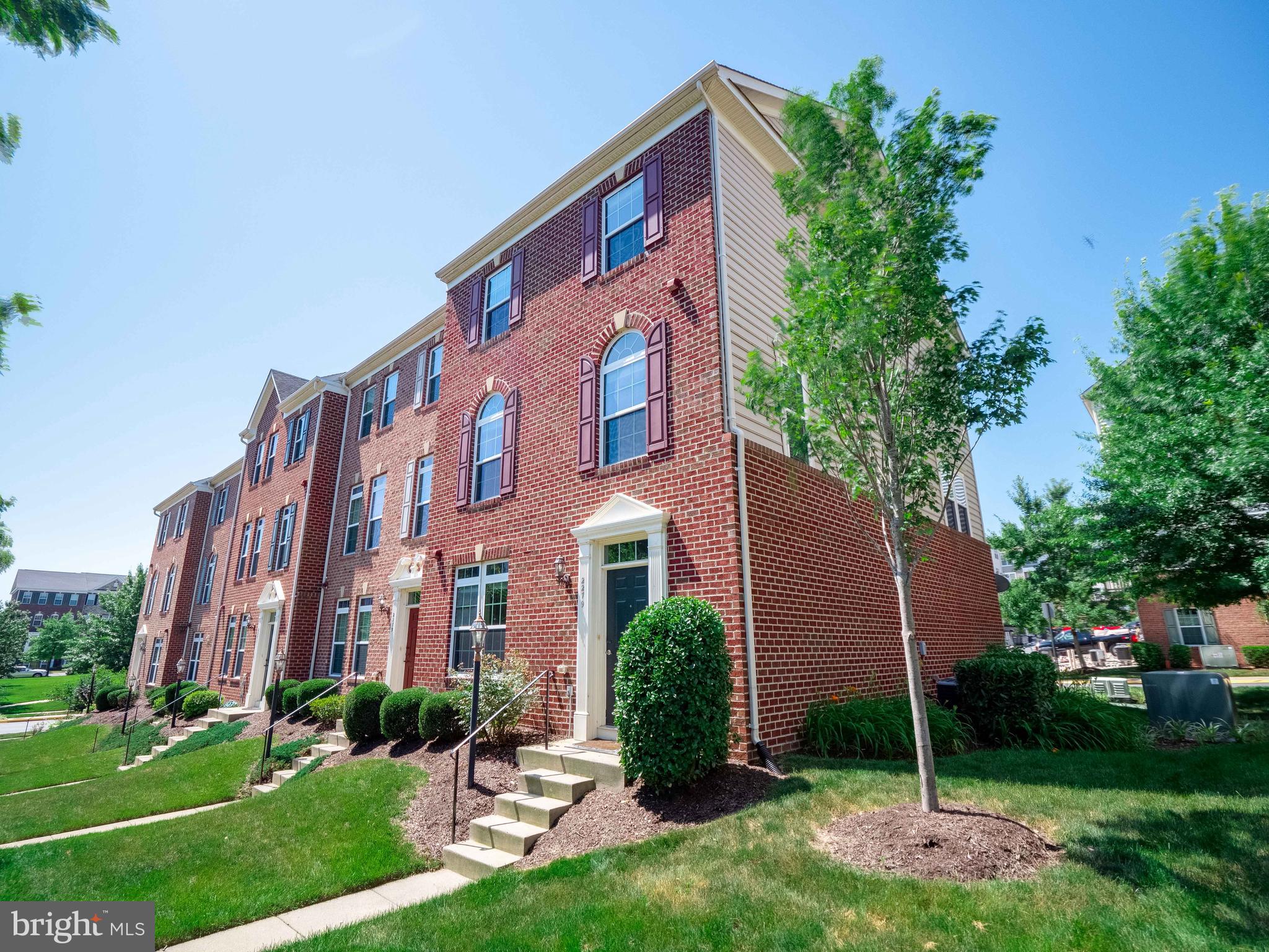 POTOMAC CLUB - Residential Lease