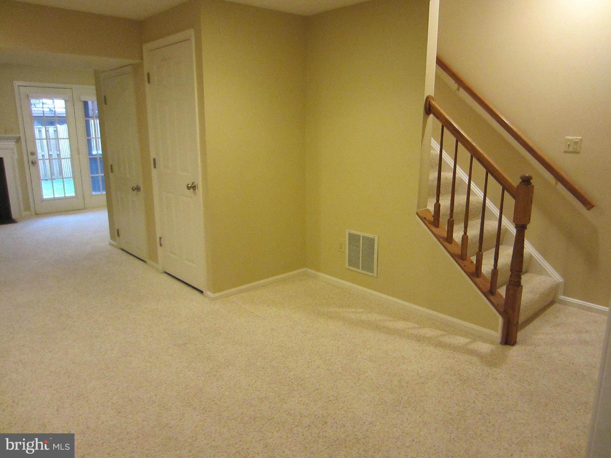 KINGSTOWNE - Residential Lease