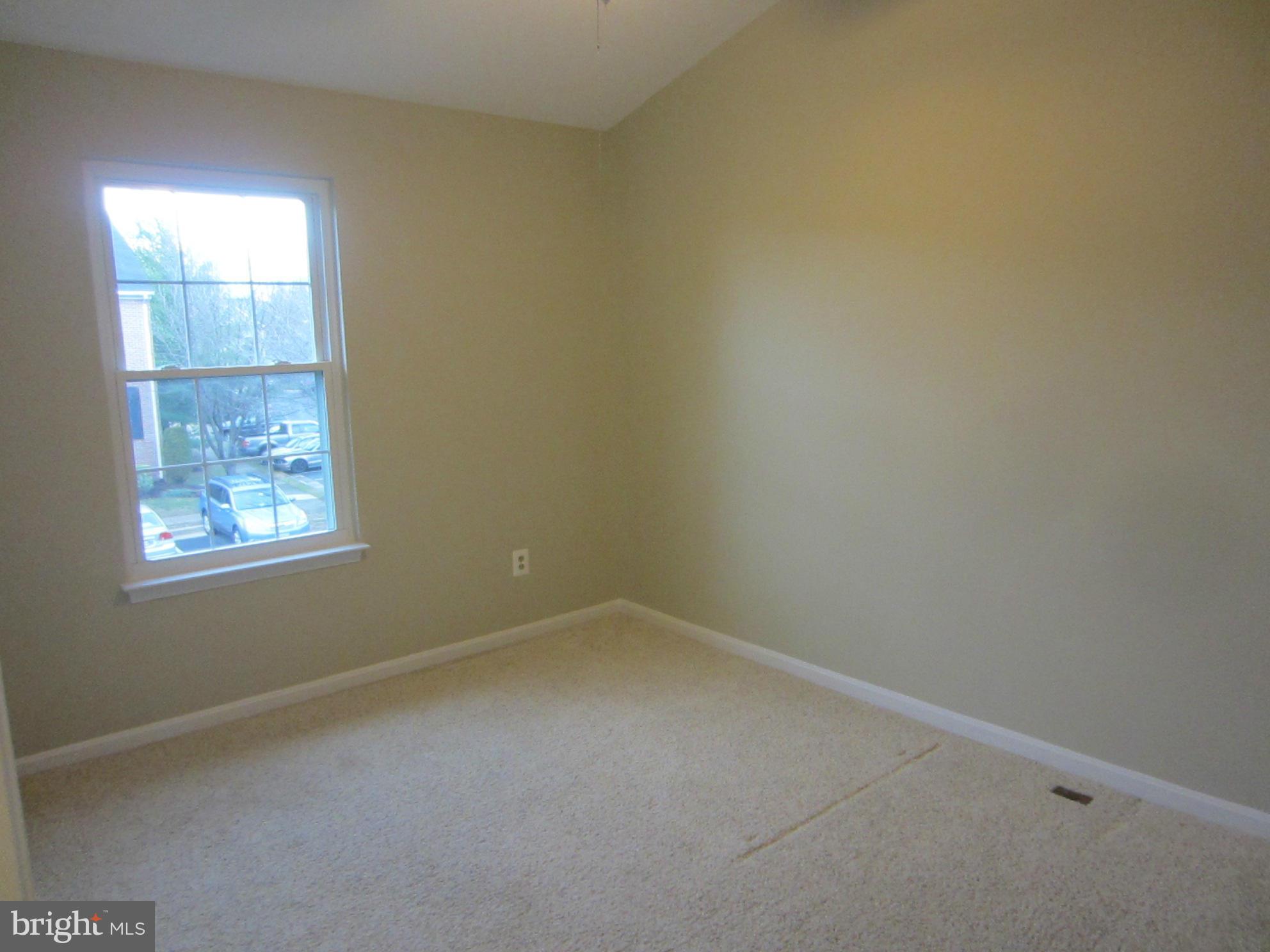 KINGSTOWNE - Residential Lease