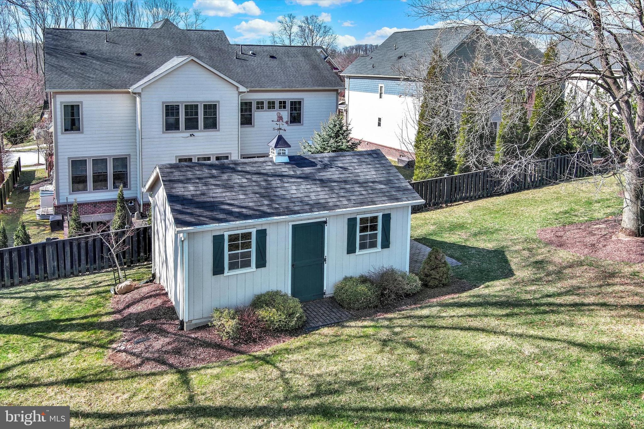 JONES PROPERTY - Residential