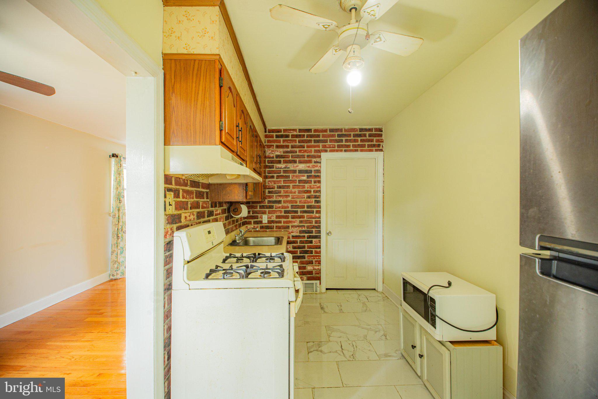 BROOKHAVEN - Residential