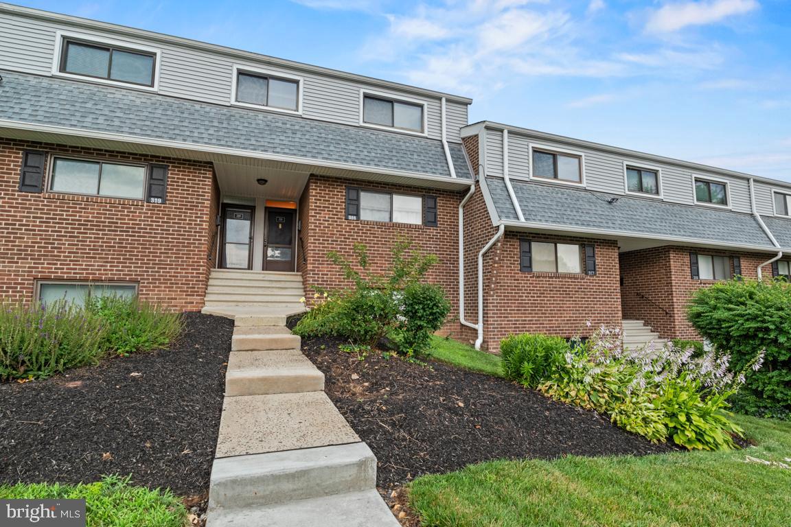 318 STONY WAY
