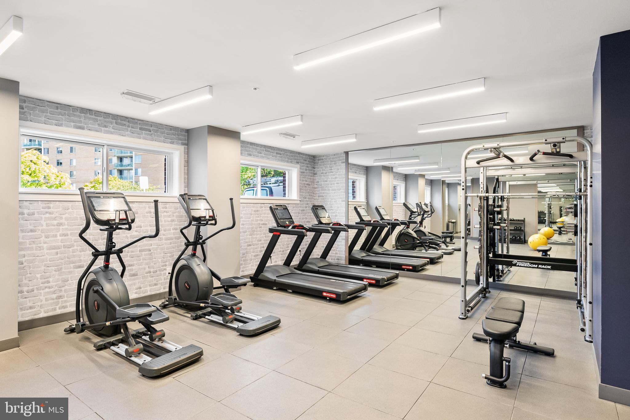 OLD TOWN NORTH - Residential