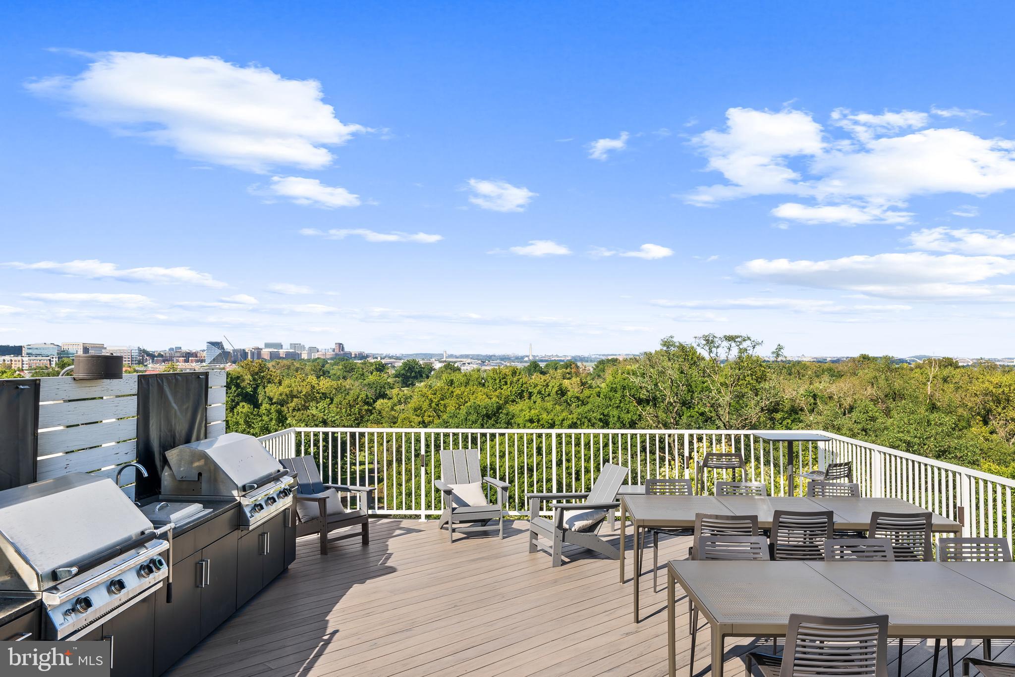 OLD TOWN NORTH - Residential