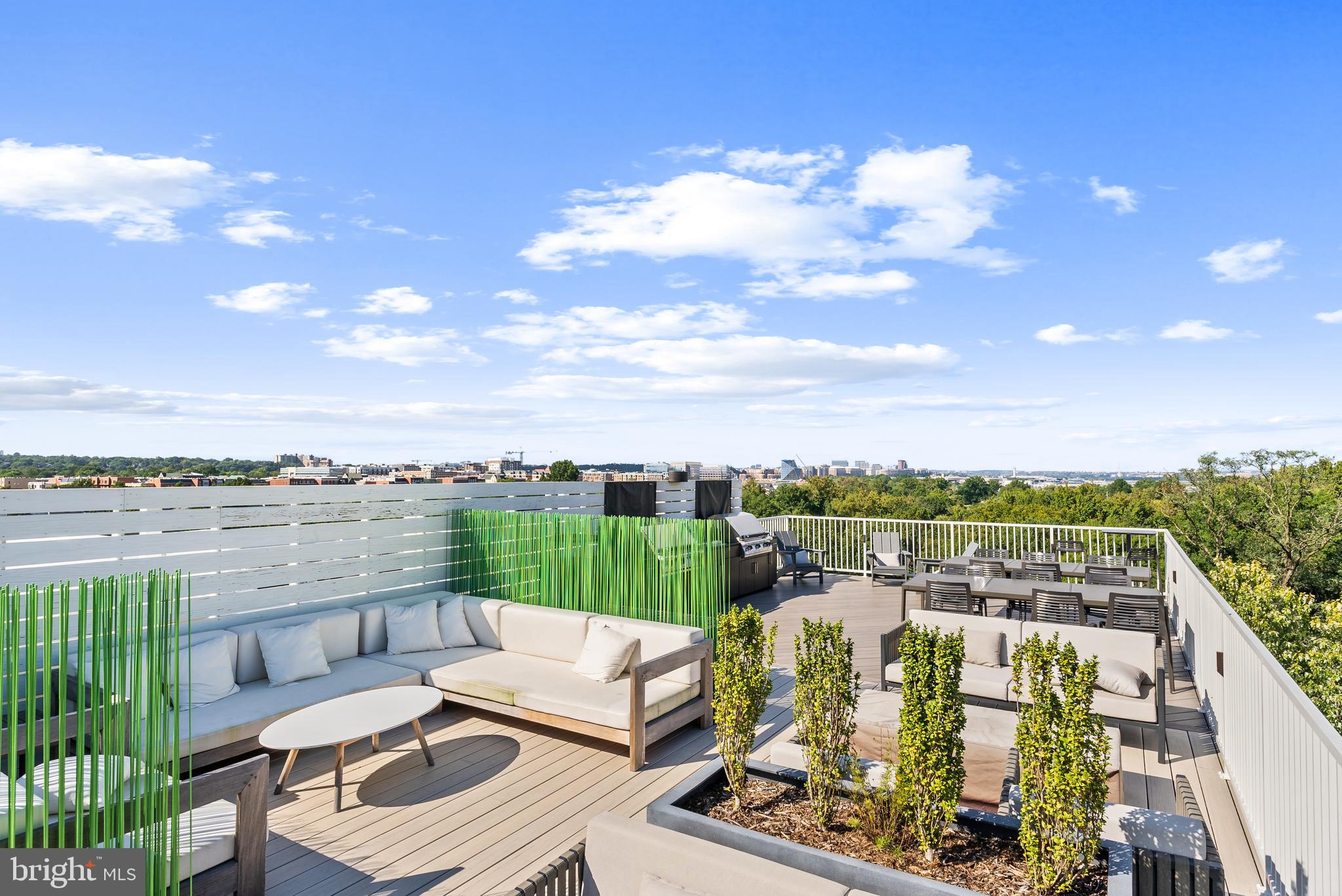 OLD TOWN NORTH - Residential