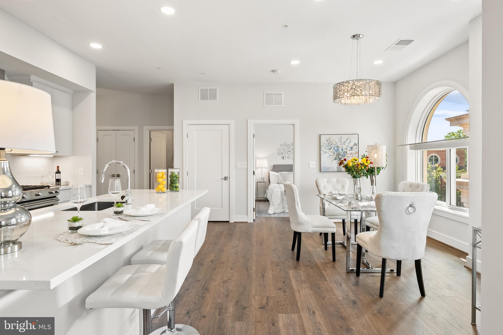 OLD TOWN NORTH - Residential