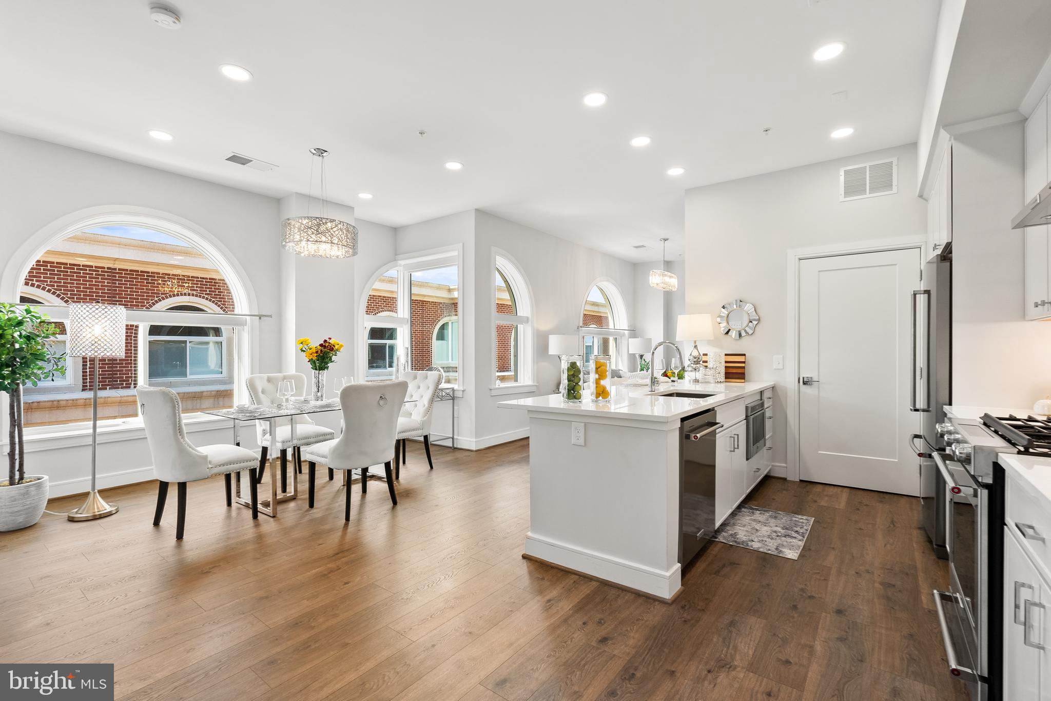 OLD TOWN NORTH - Residential