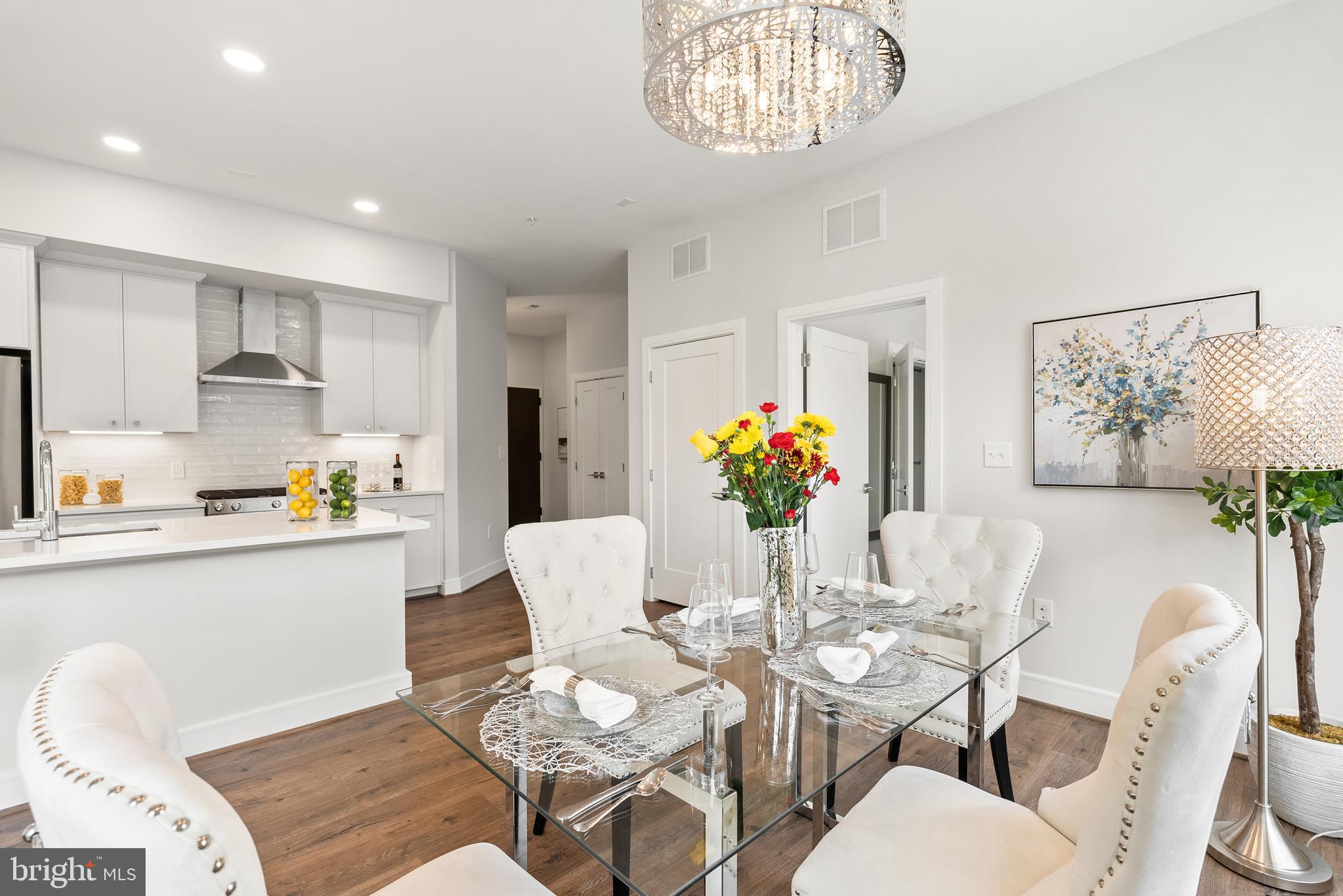 OLD TOWN NORTH - Residential