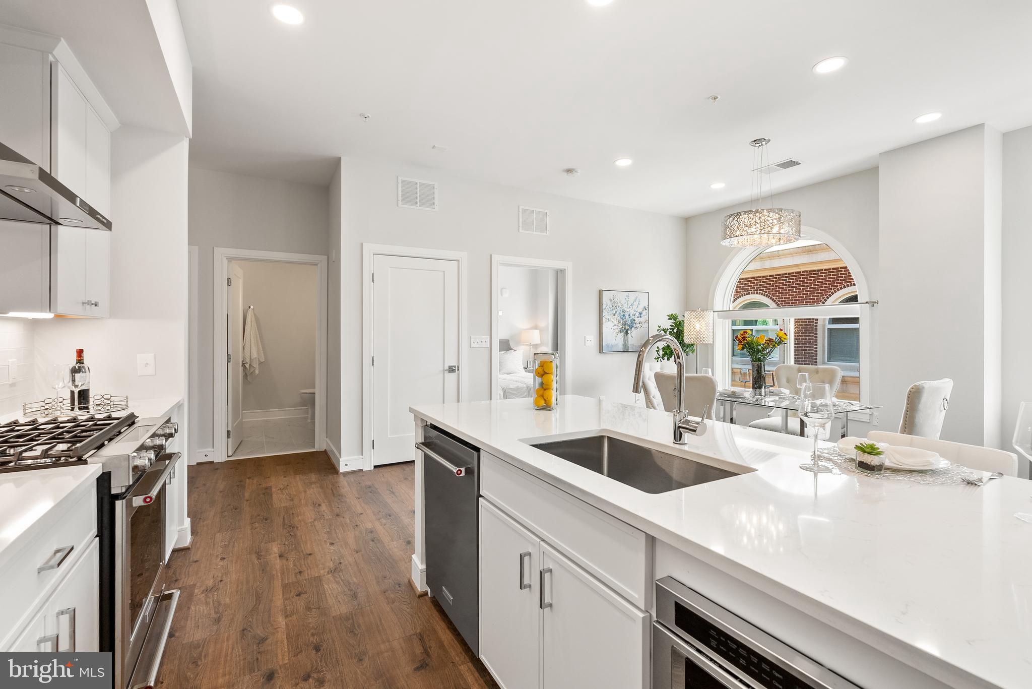 OLD TOWN NORTH - Residential