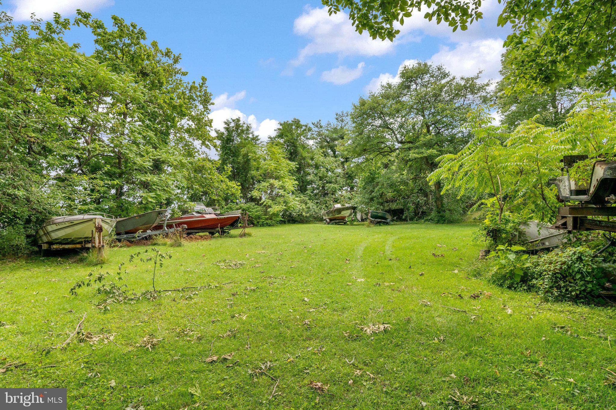 8555 KIM MARIE COURT