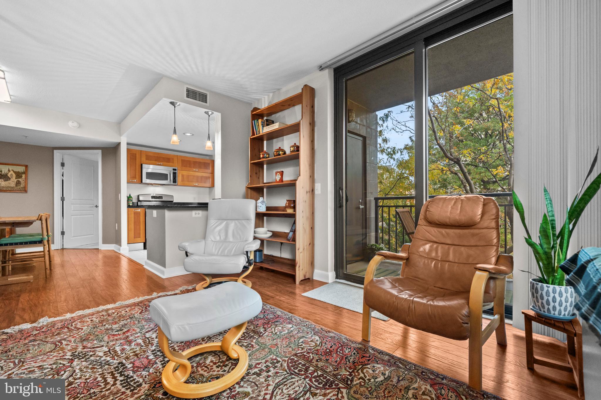 2451 MIDTOWN AVENUE 203