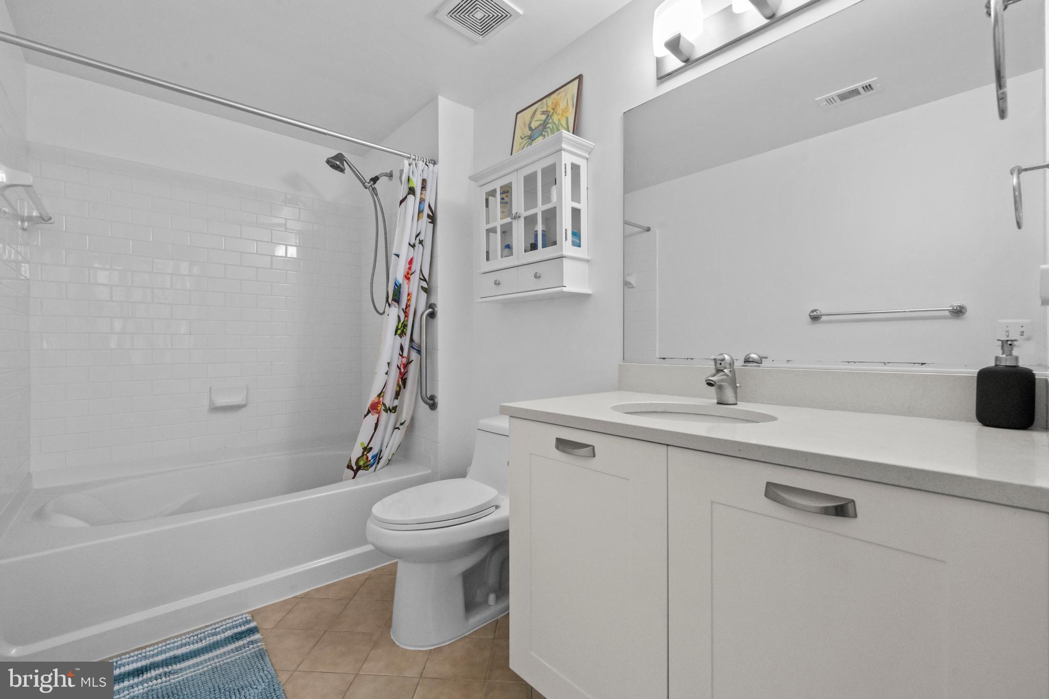 MIDTOWN ALEXANDRIA STATION CONDOMINIUM - Residential