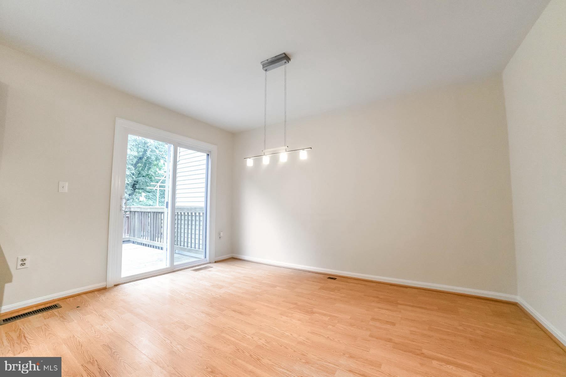 MILLBROOK - Residential