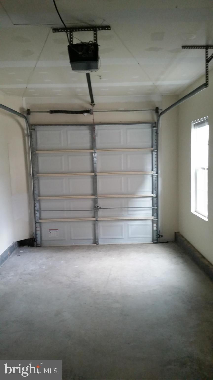 VILLAGES OF URBANA - Residential Lease