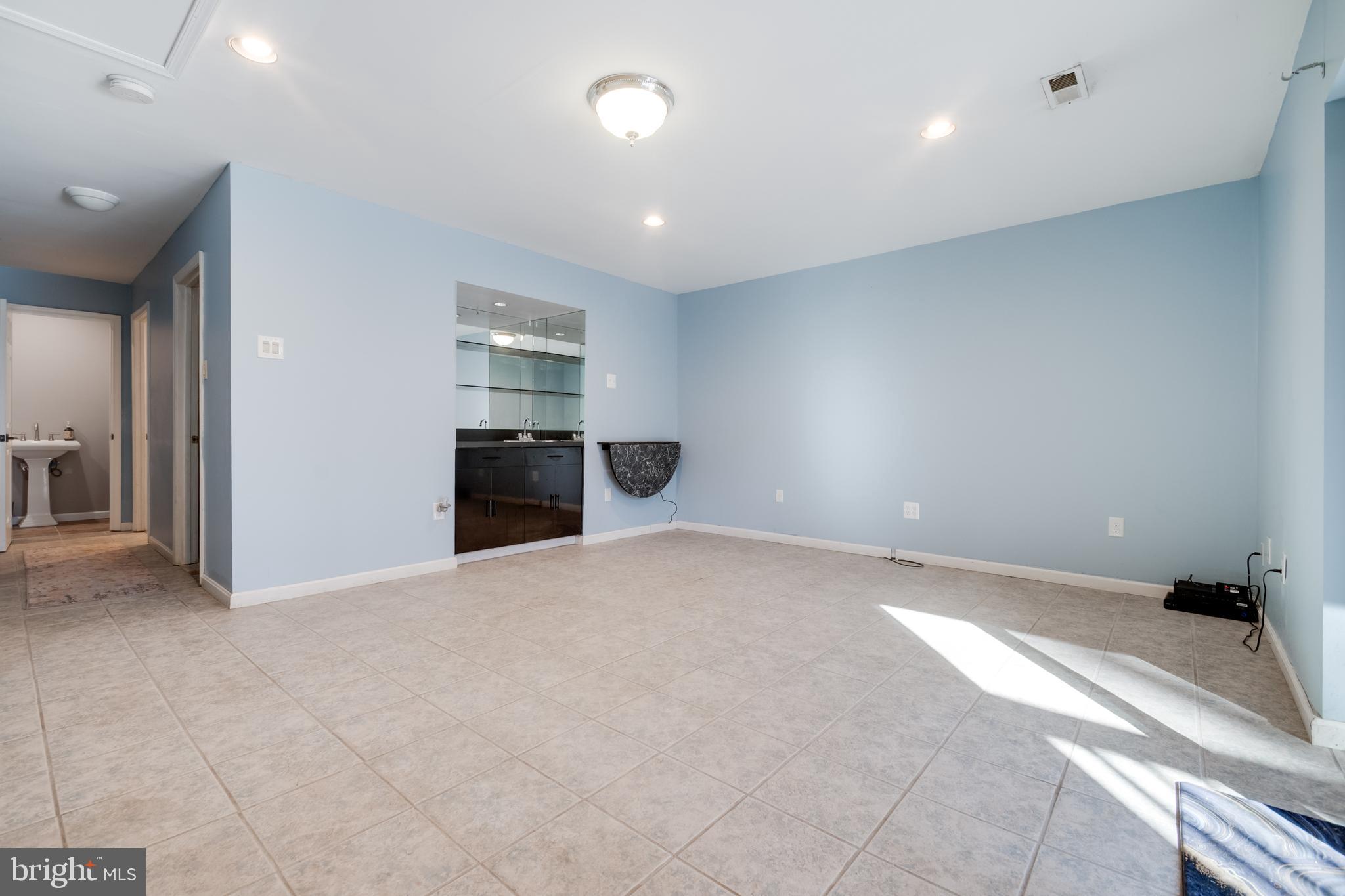 LOVETON FARMS - Residential