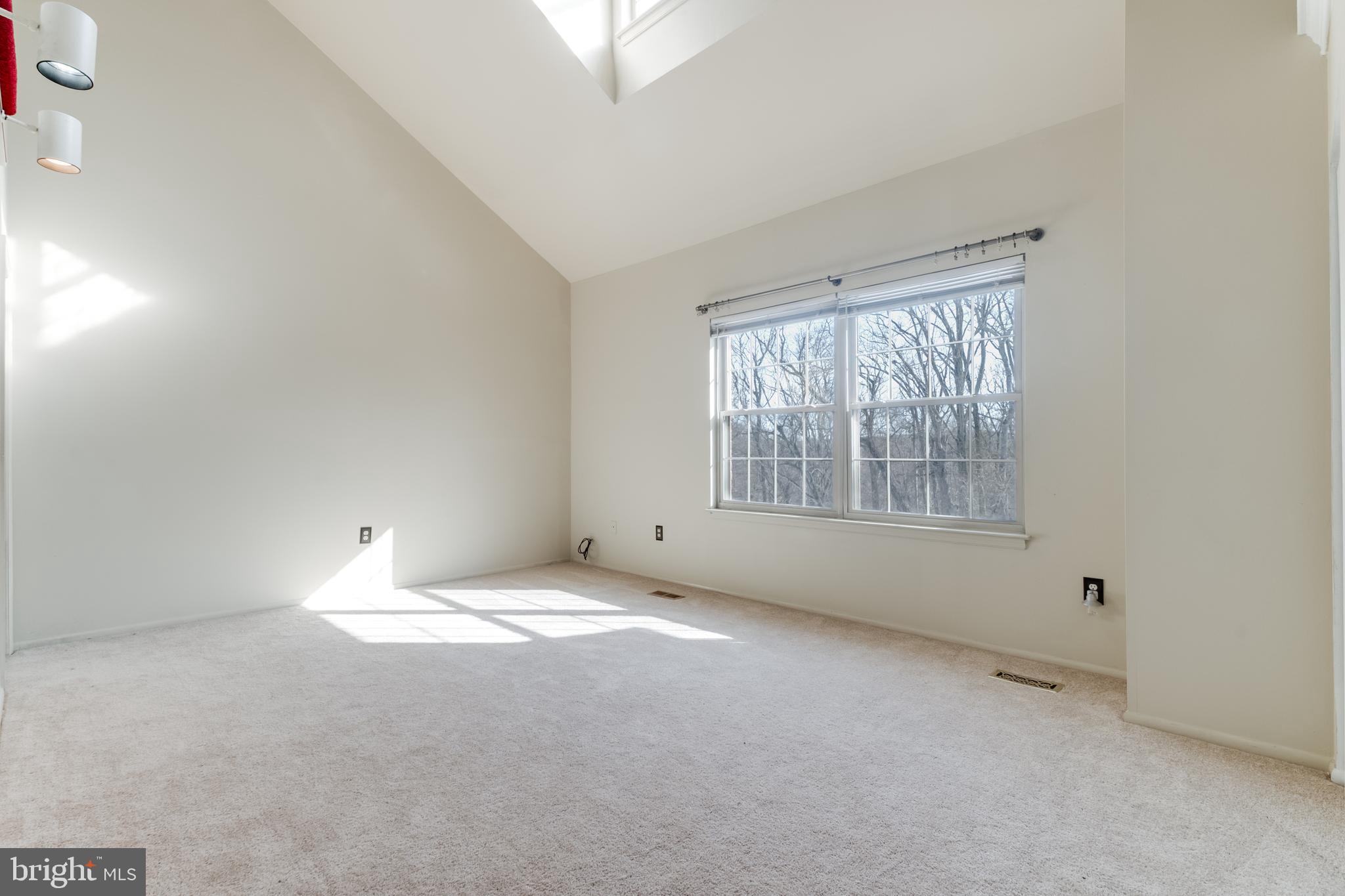 LOVETON FARMS - Residential