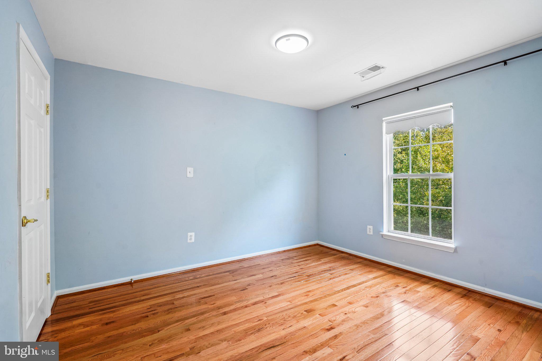 13137 THRIFT LANE