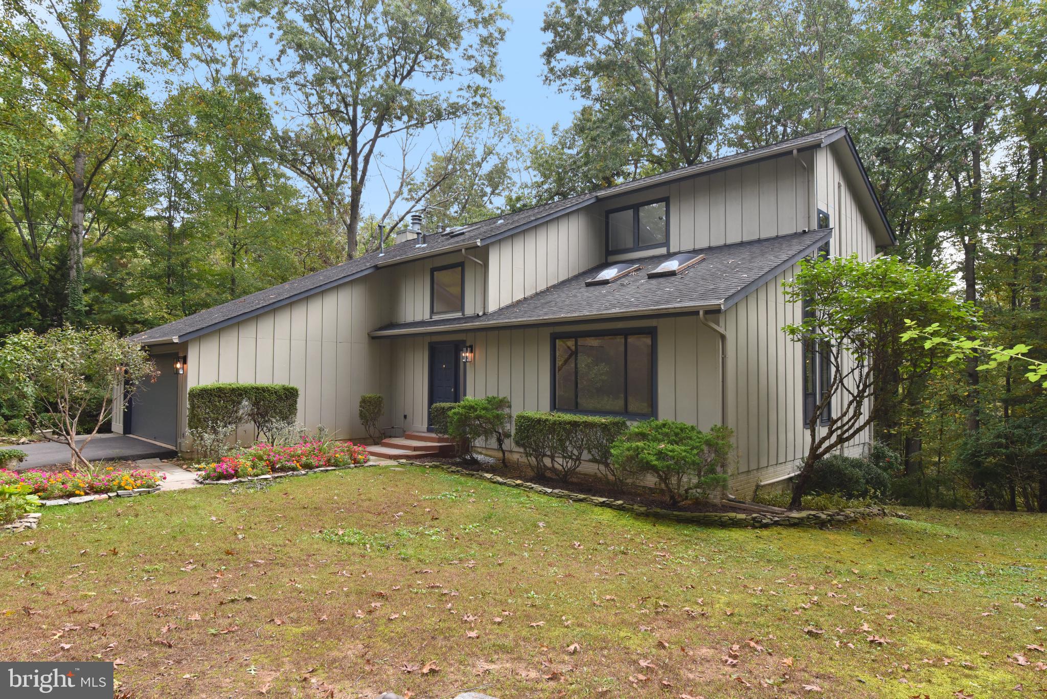 RESTON - Residential