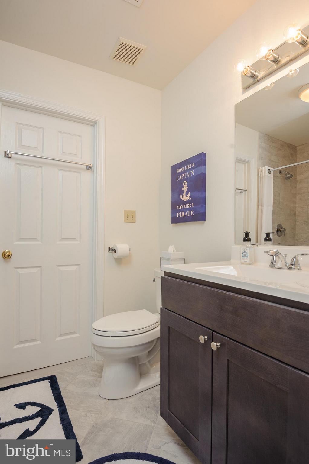 EASTPORT - Residential