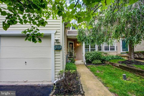 203 COUNTRY CLUB DRIVE LANSDALE PA 19446