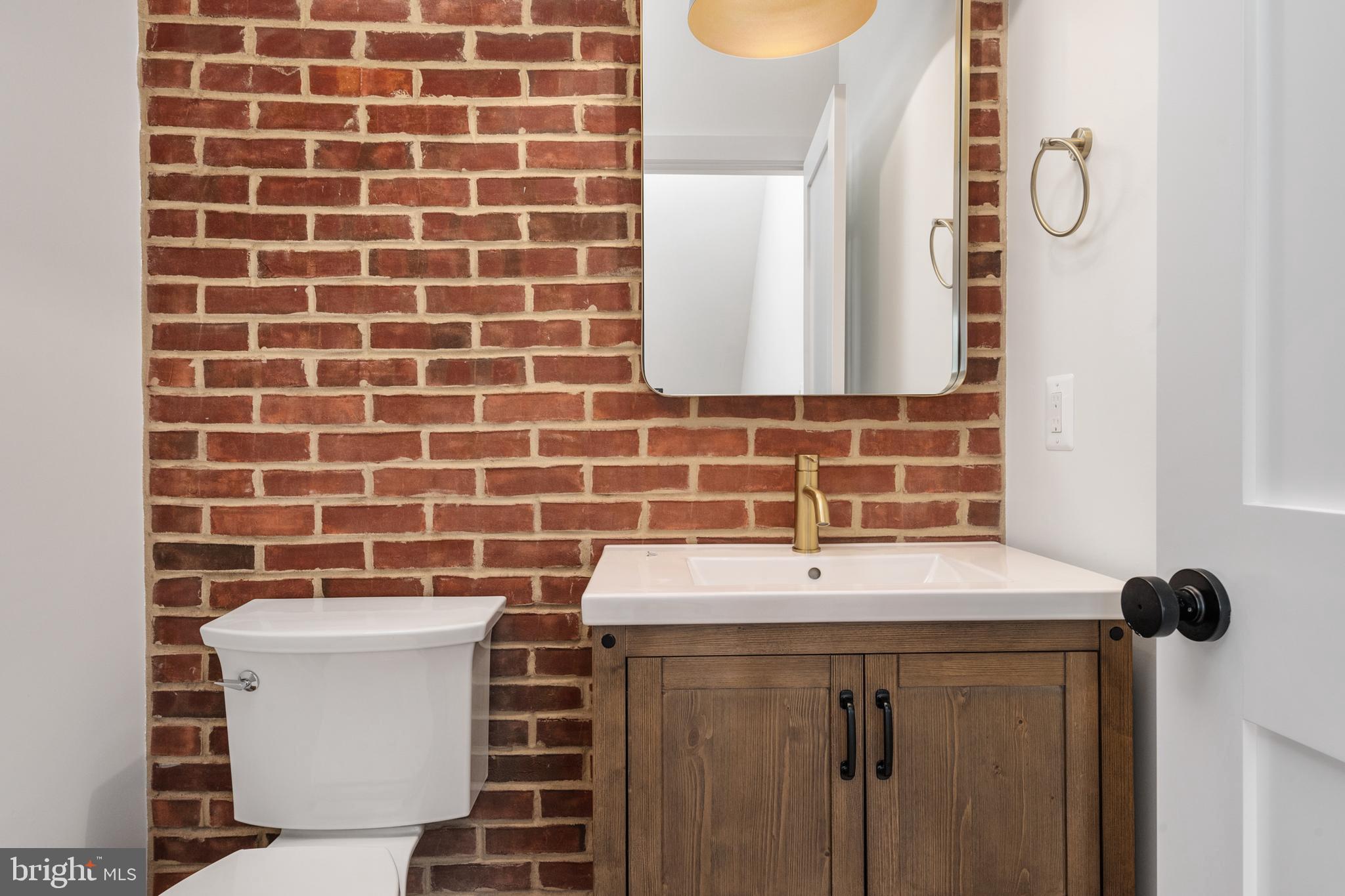 SUFFRAGE POINT - Residential